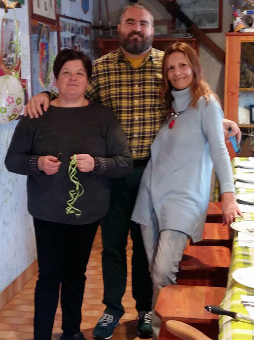 Angelo P. Gaèi (1961) con la sposa ed un amica, 14 Marzo 2016 il dì del compleanno