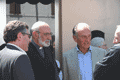 Conversazione - da sx: V. Maffina, Sindaco di Pezzaze; Don Gian Piero Piardi, parroco di Sant'Evasio in Susa; Dottor Walter Piardi, rappresentante dei mantovani in seno al Comitato dei Piardi, in conversazione con Cesare Piardi, presidente del Comitato