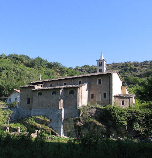 Chiesa dei Santi Cornelio e Cipriano in Mattie (Val Susa), di cui fu Parroco Don Gian Piero Piardi