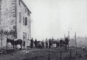 Pezzaze - Anni '40, Rifugio Piardi -  spartiacque tra Valtrompia e Valcamonica - a sinistra il mulo del gestore Giovanni Maria Piardi detto il Grillo