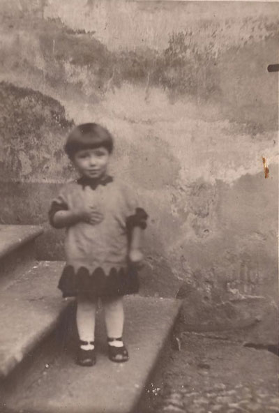 Rino Piardi, infante, anni Venti del Novecento. Ivana Piardi sottolinea: “Zio Rino, fratello di papà Ivan”. Rino, che morì a soli due anni, sapeva recitare il “Padrenostro” in latino