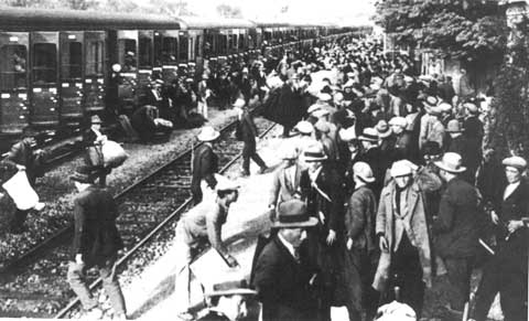 emigranti-stazione